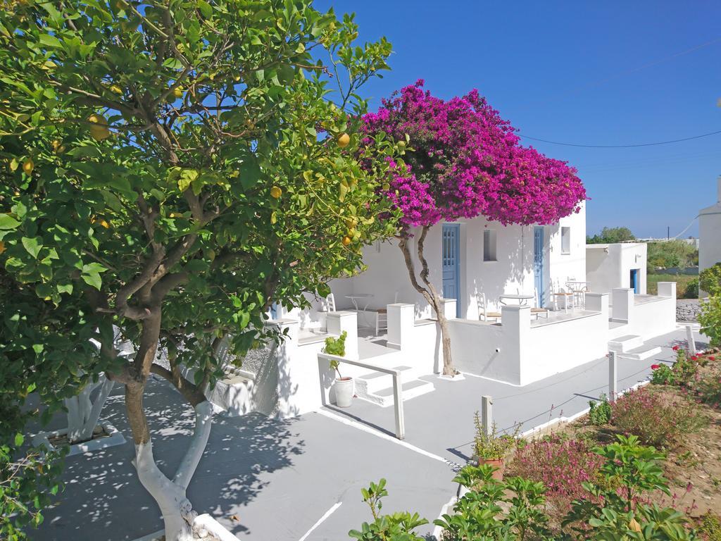 Klironomos Apartments Logaras Exteriör bild